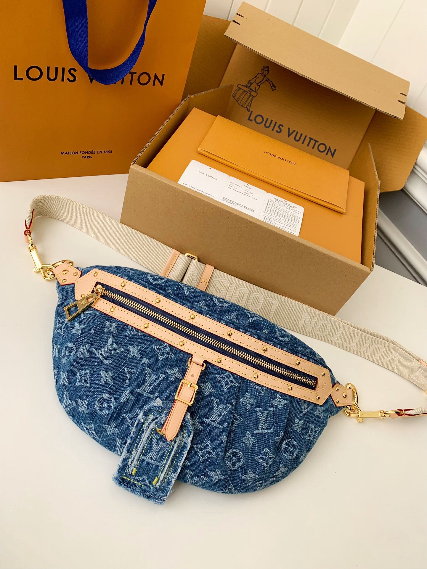 lv