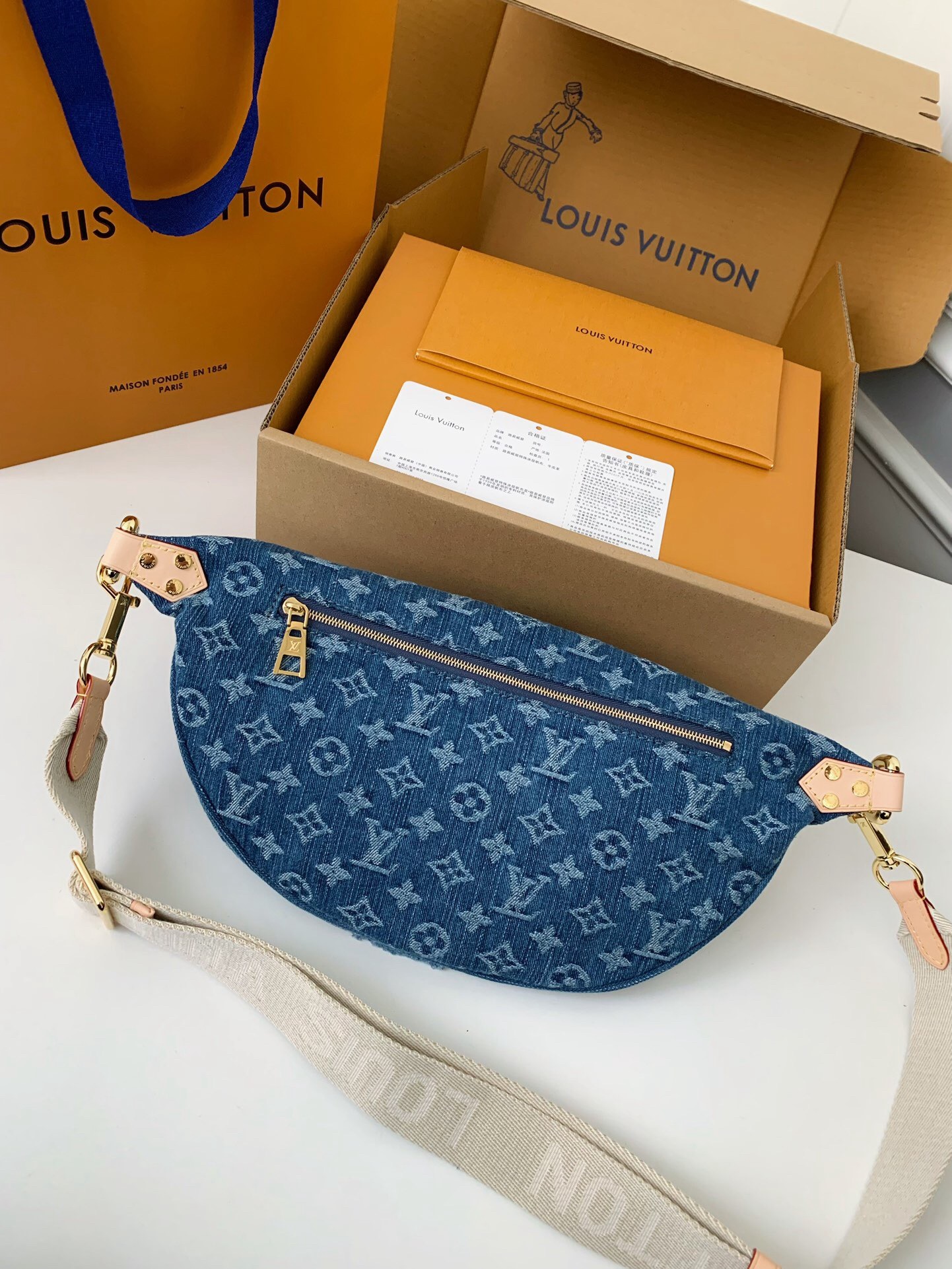 lv