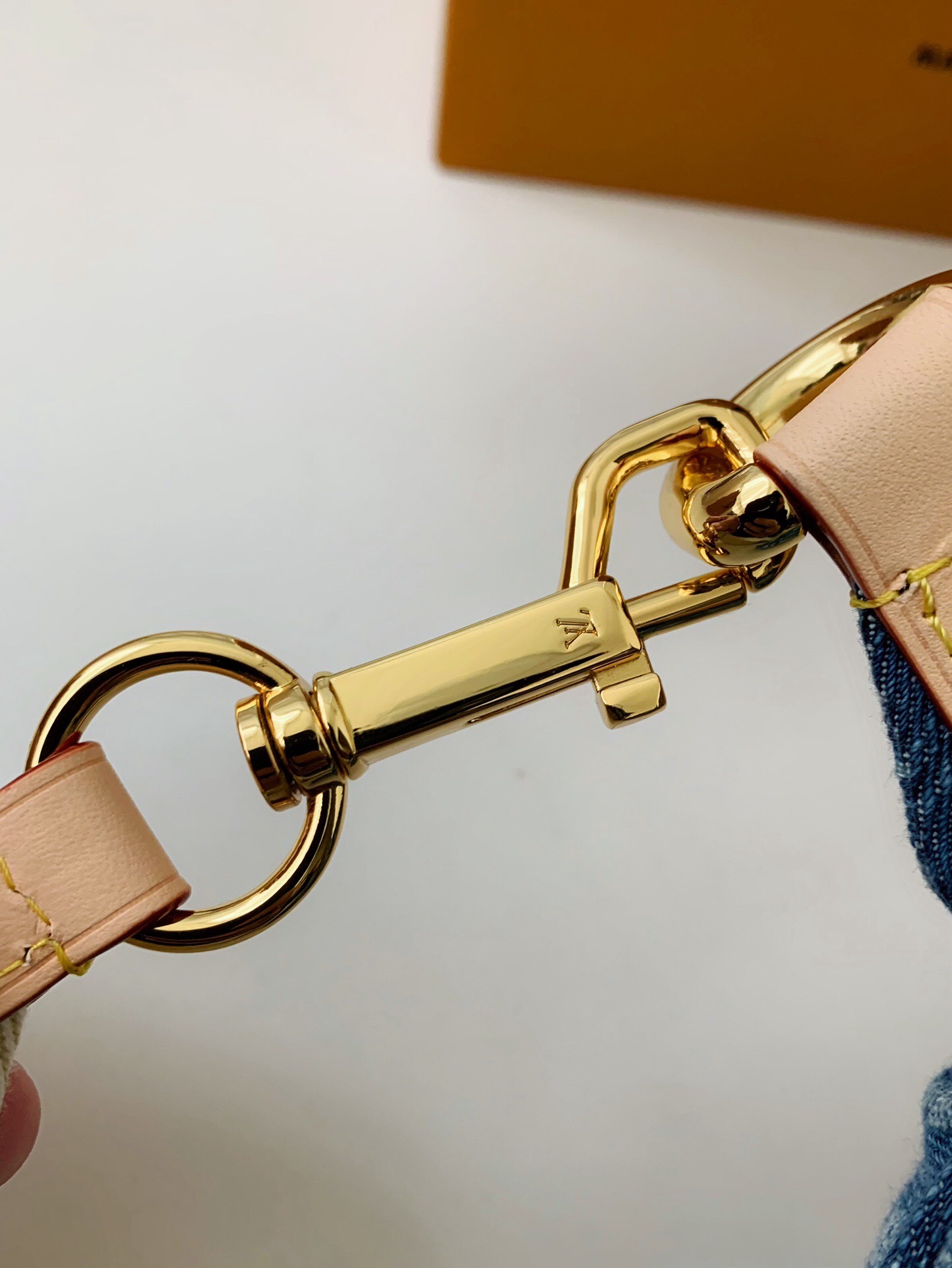 lv
