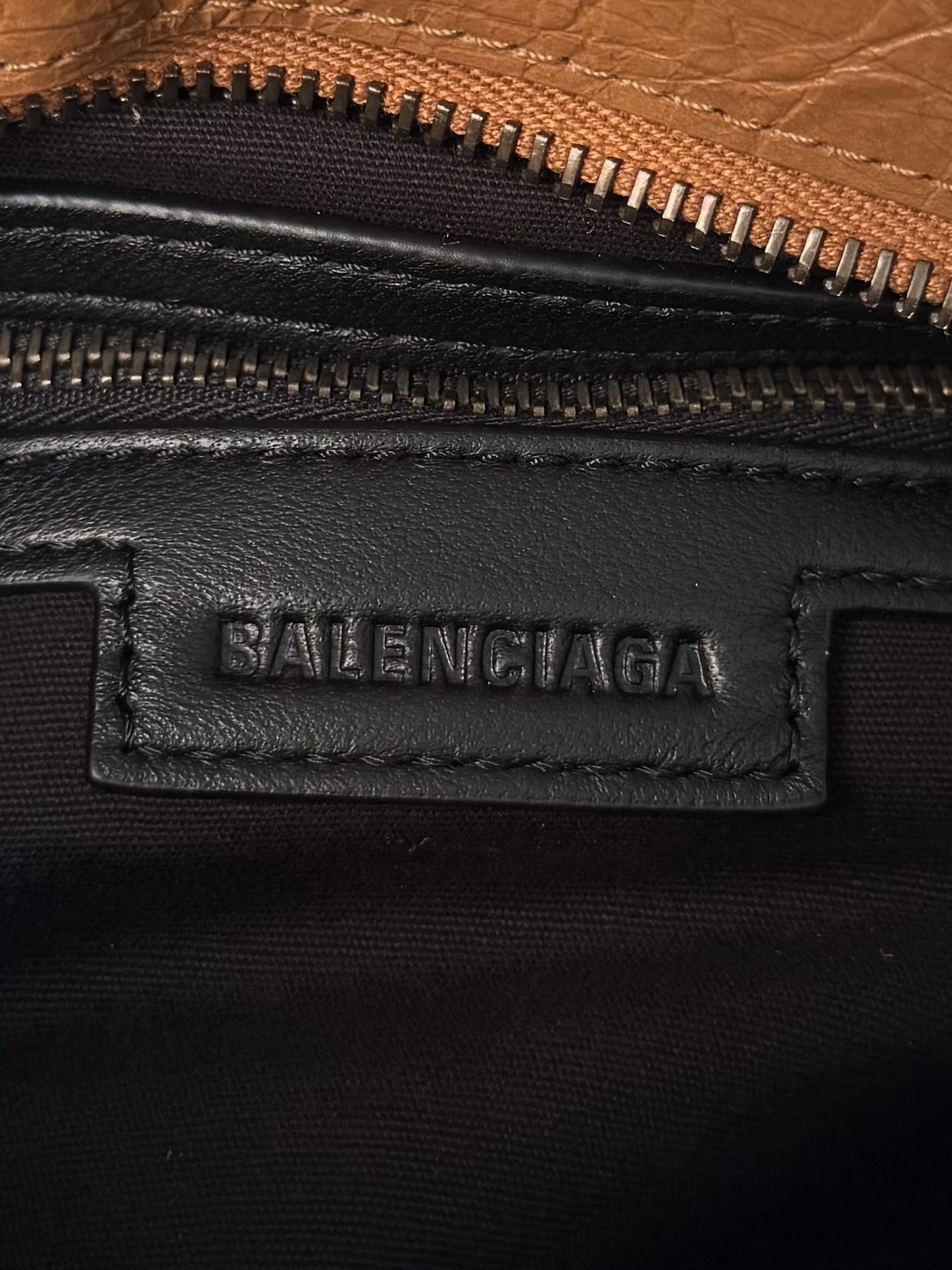  Balenciaga