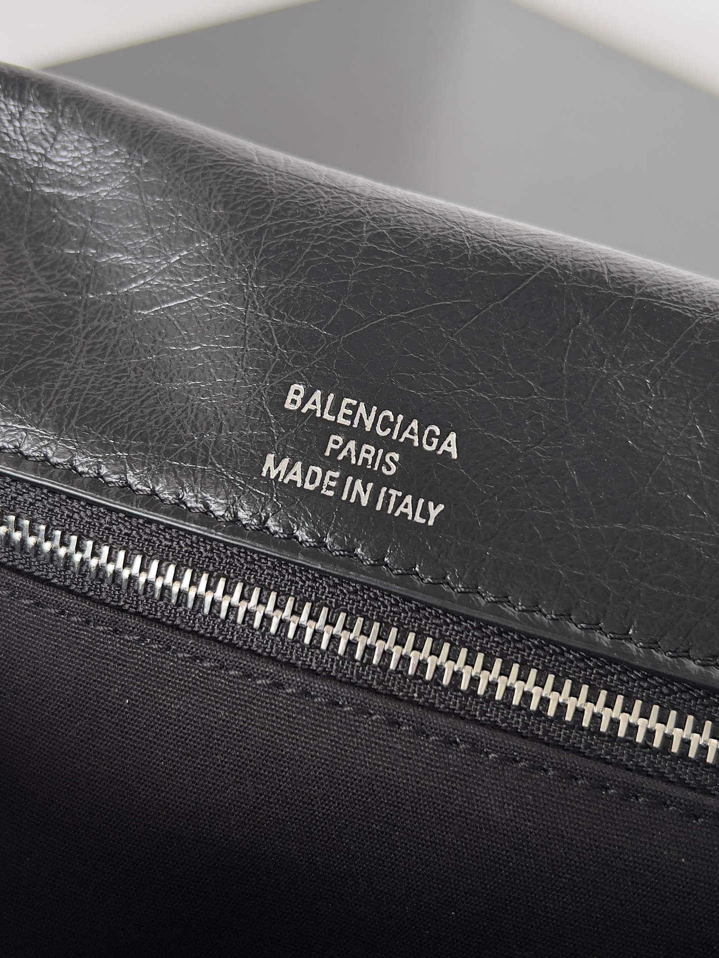  Balenciaga