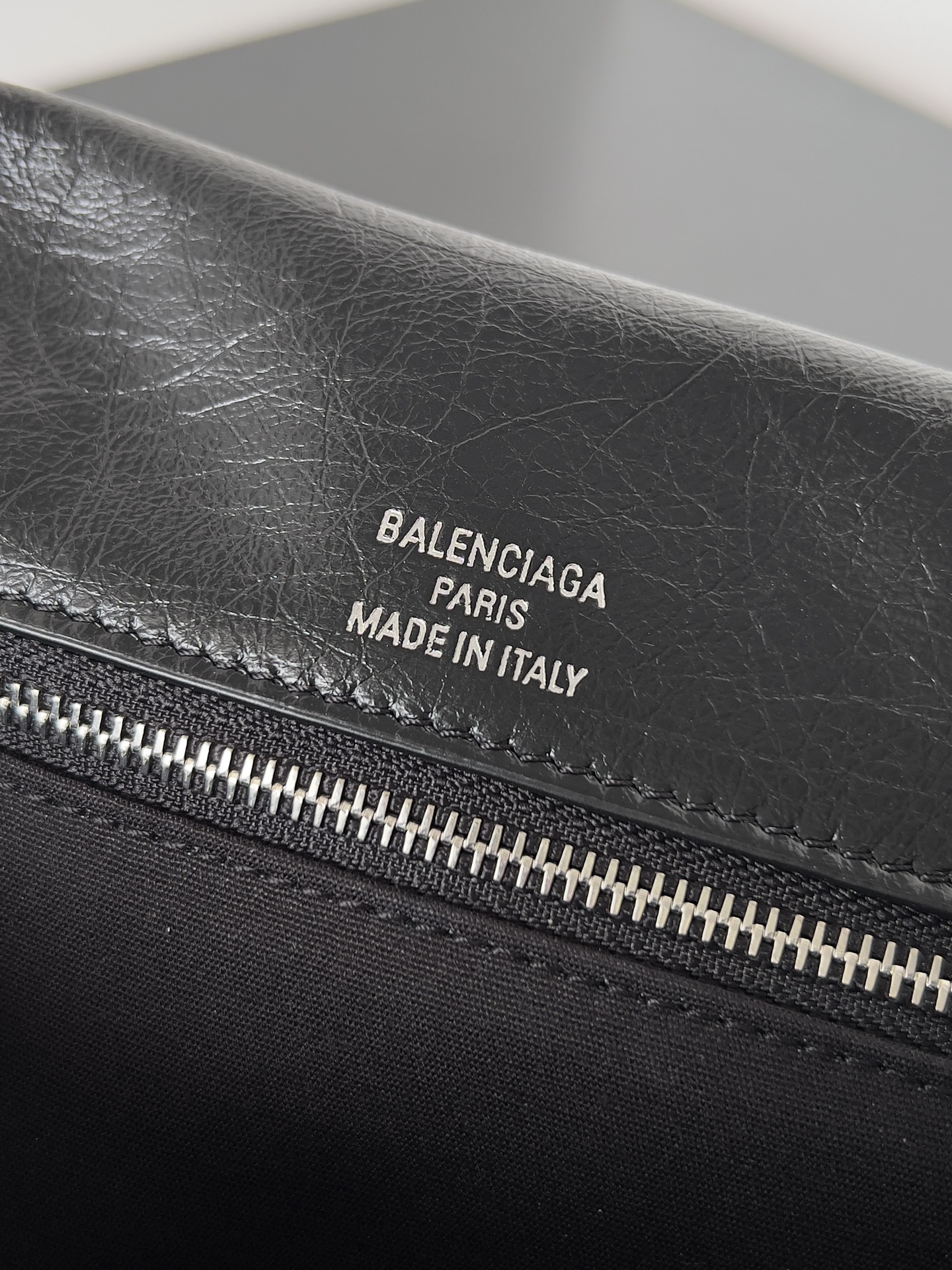  Balenciaga