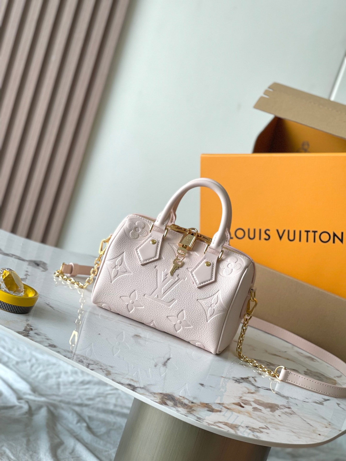 lv