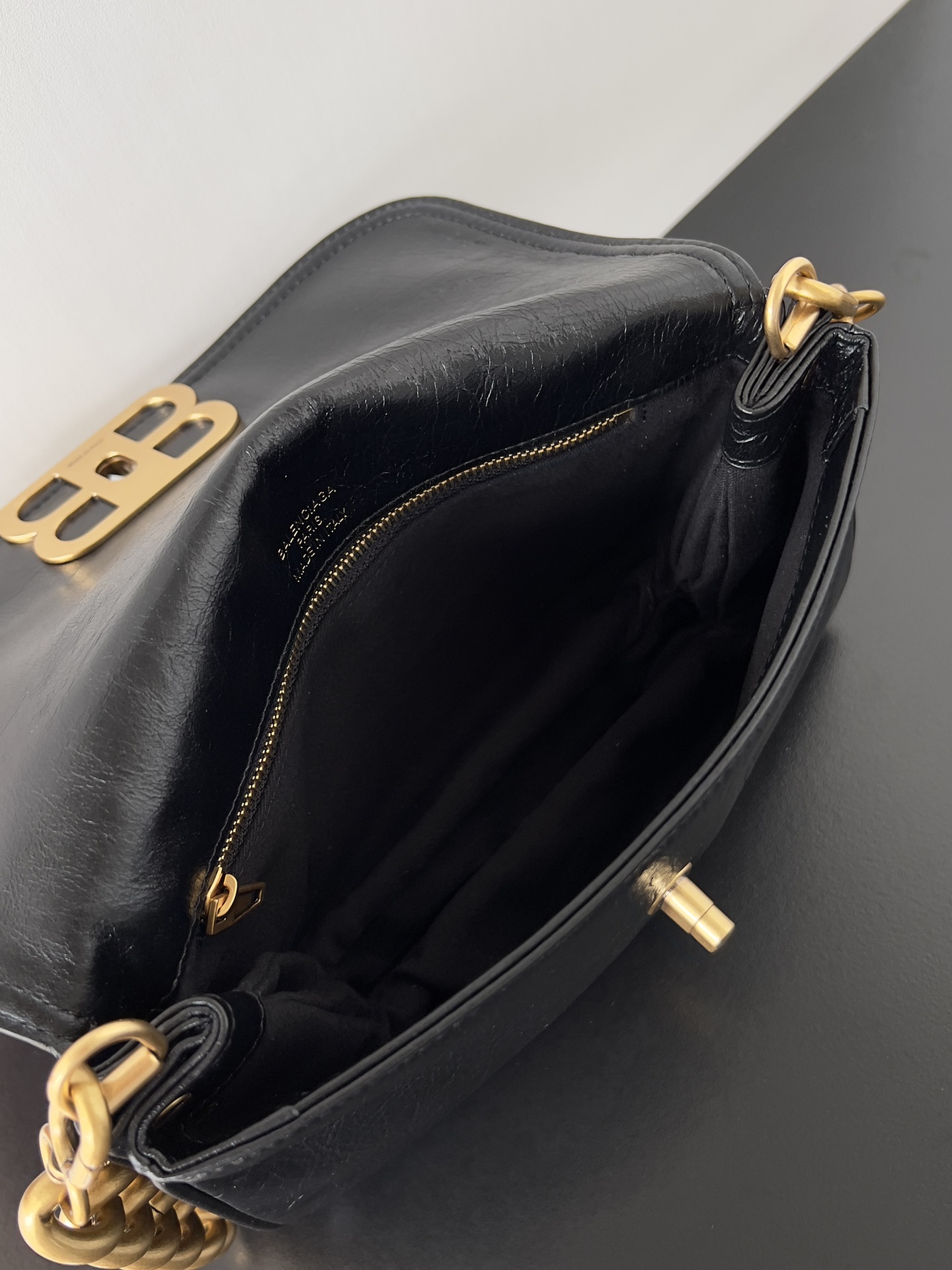  Balenciaga