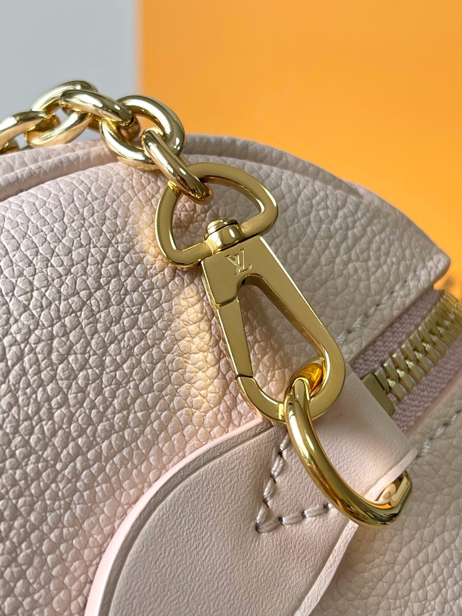 lv