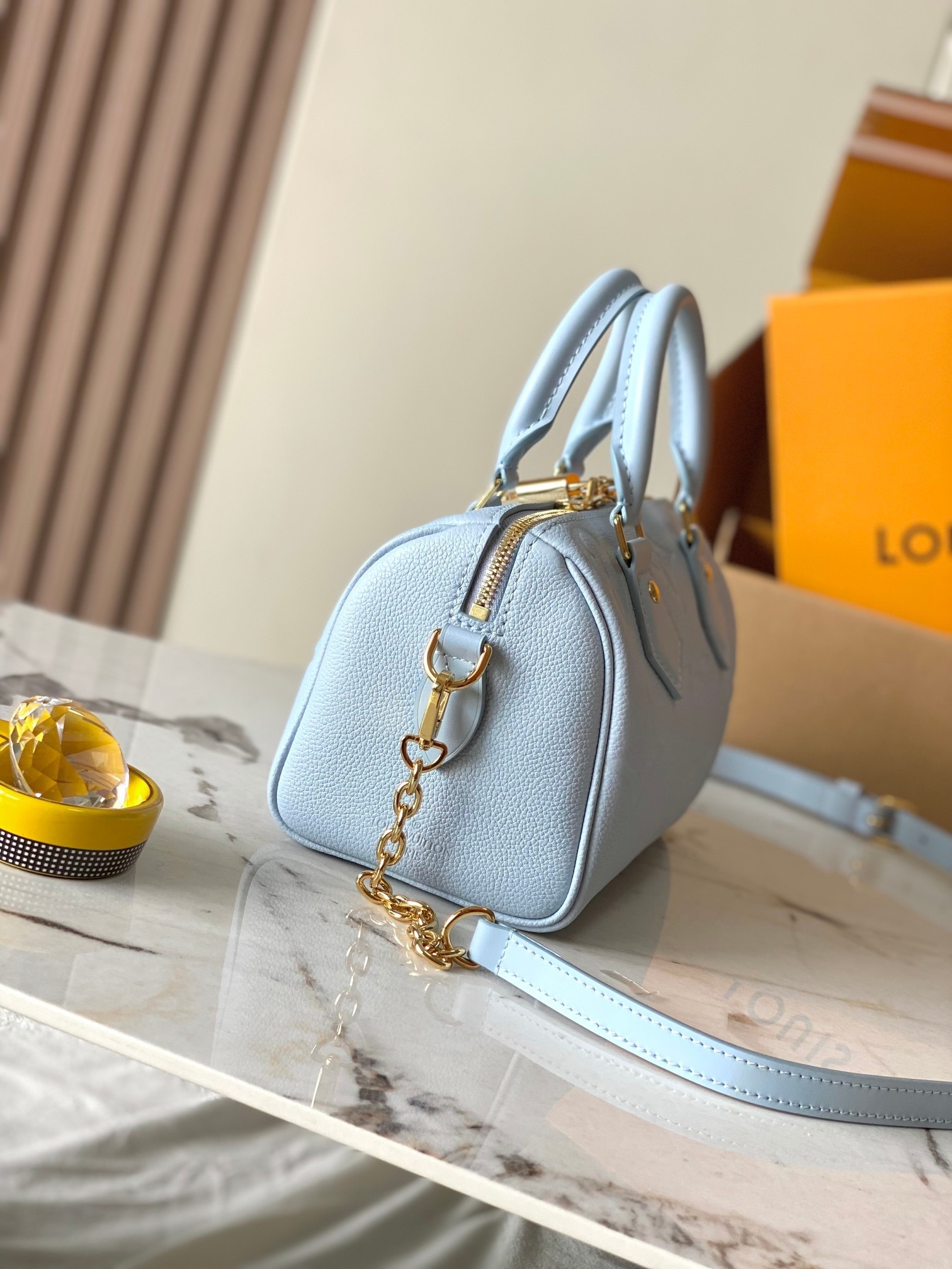 lv