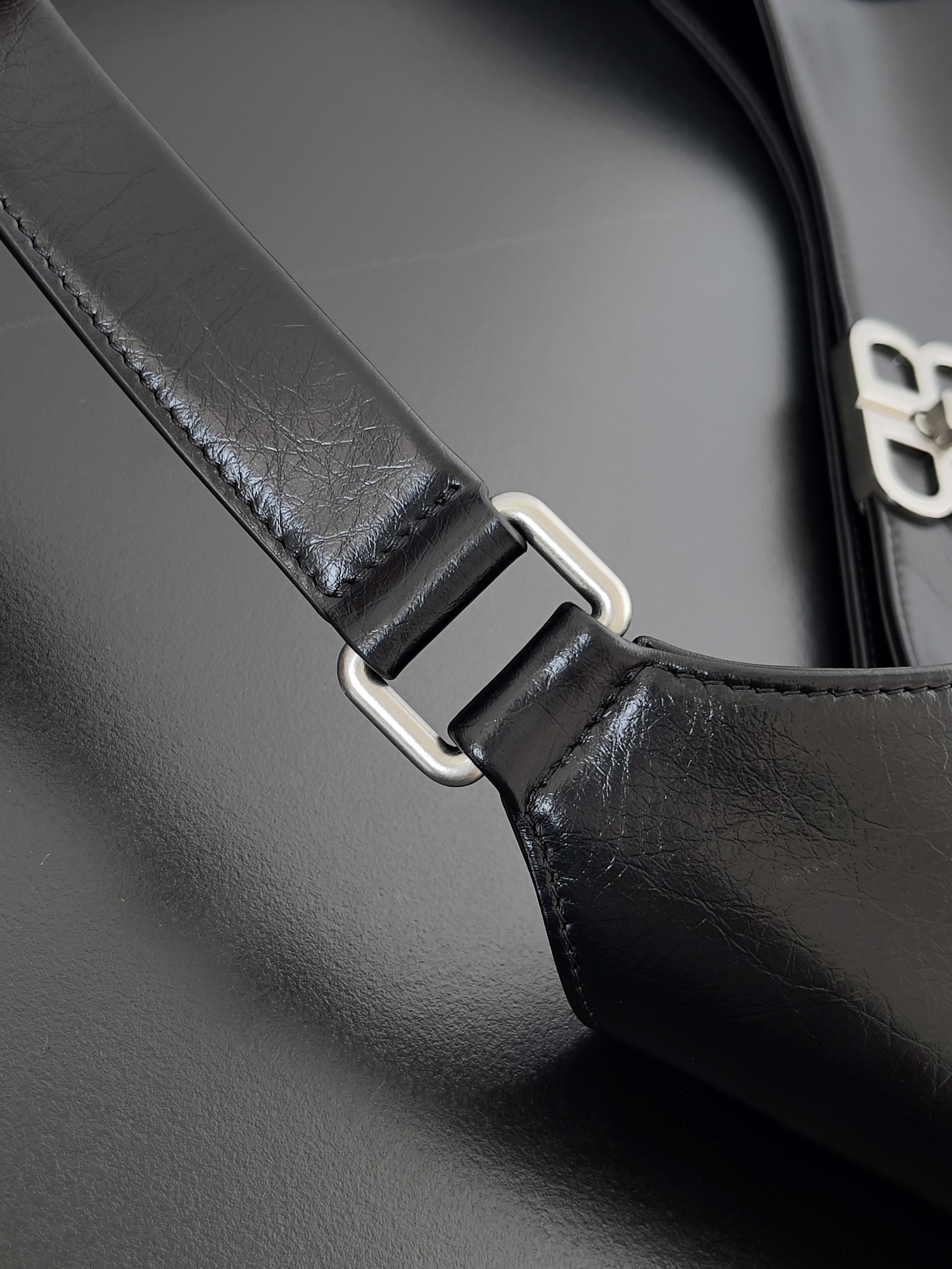 Balenciaga