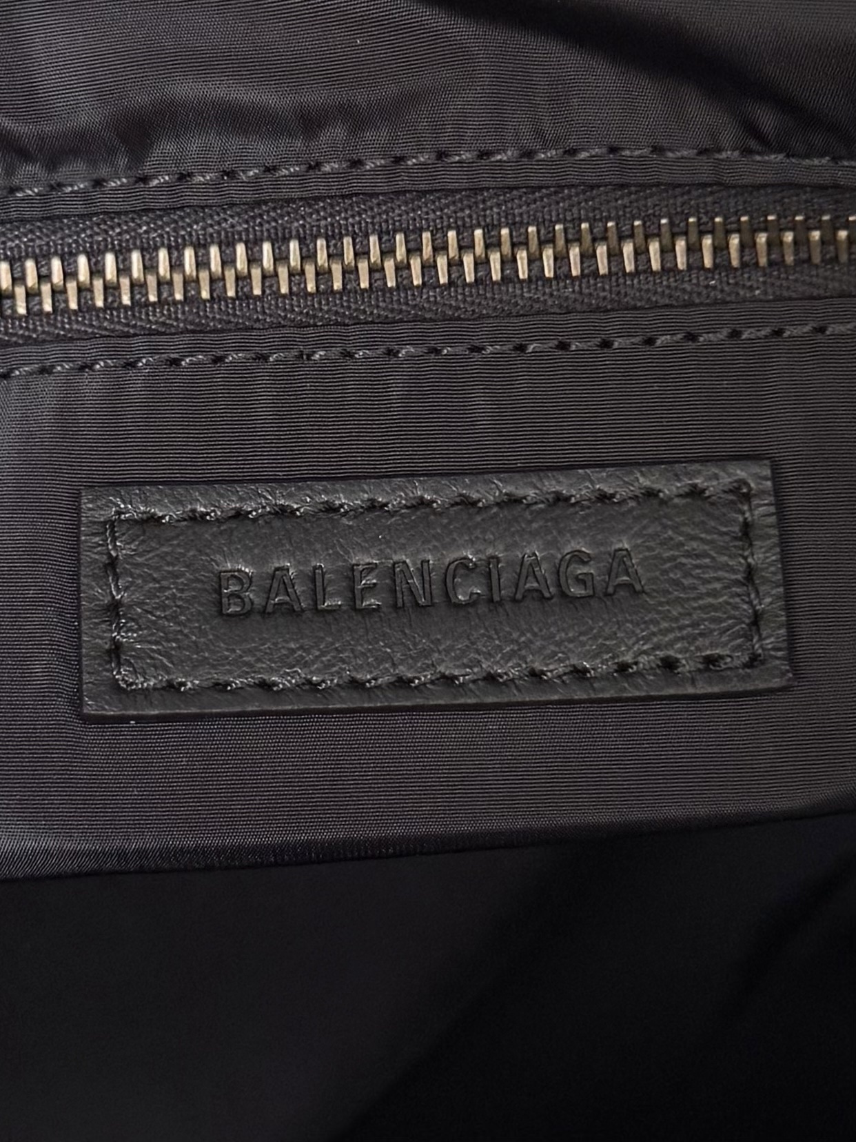  Balenciaga