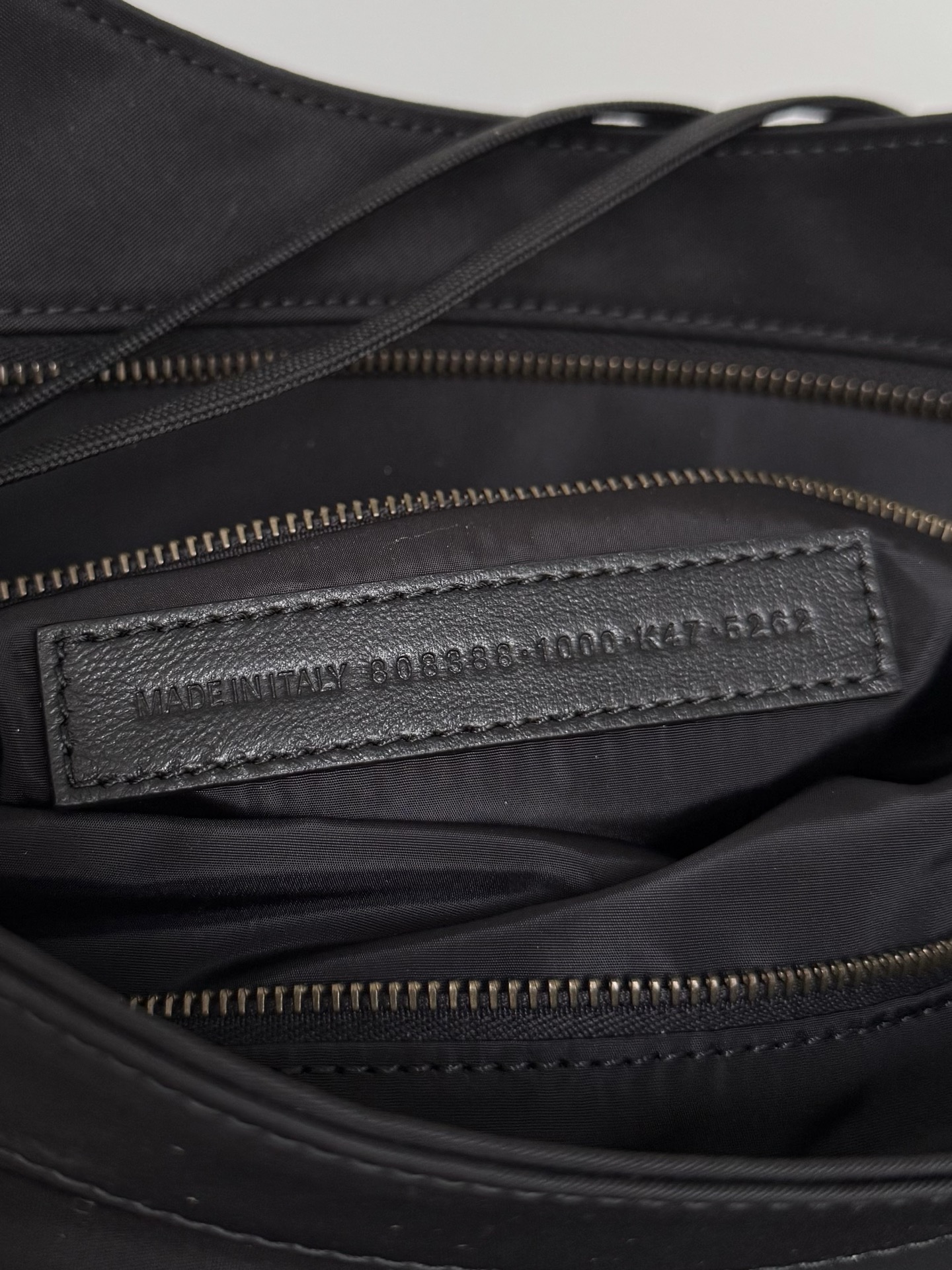  Balenciaga