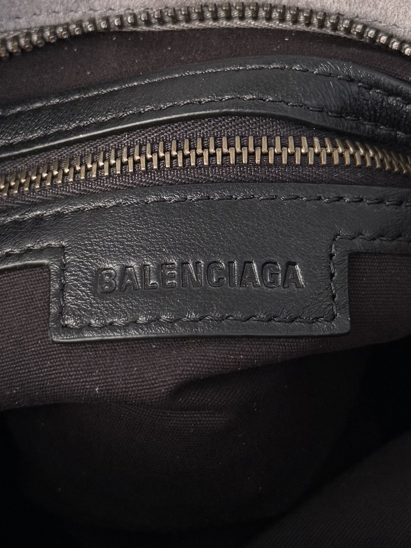  Balenciaga
