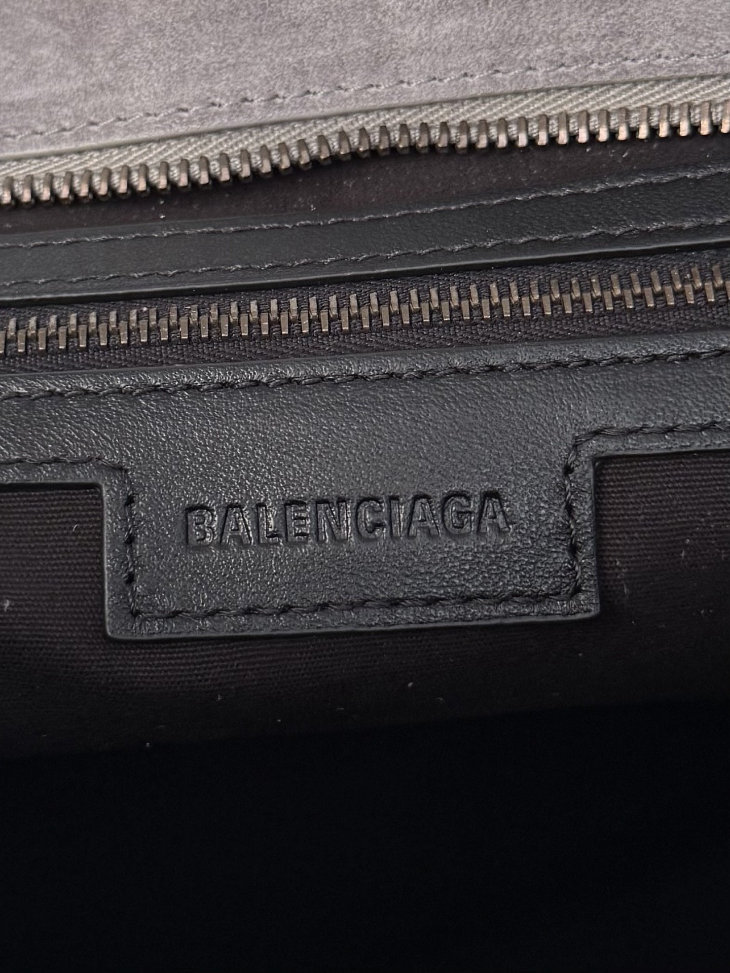  Balenciaga