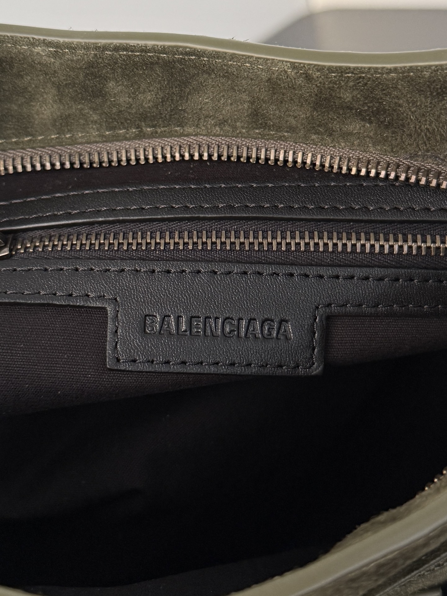  Balenciaga
