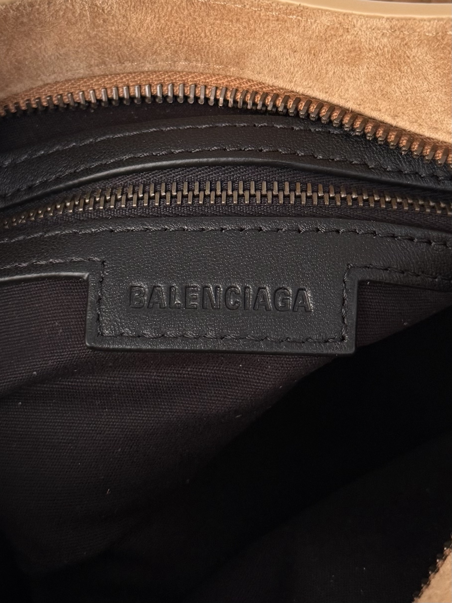  Balenciaga
