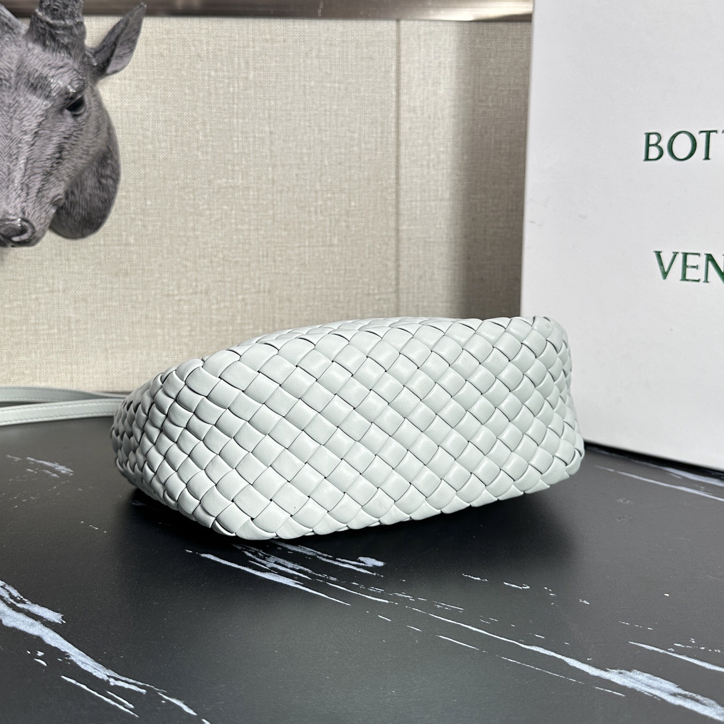 bv