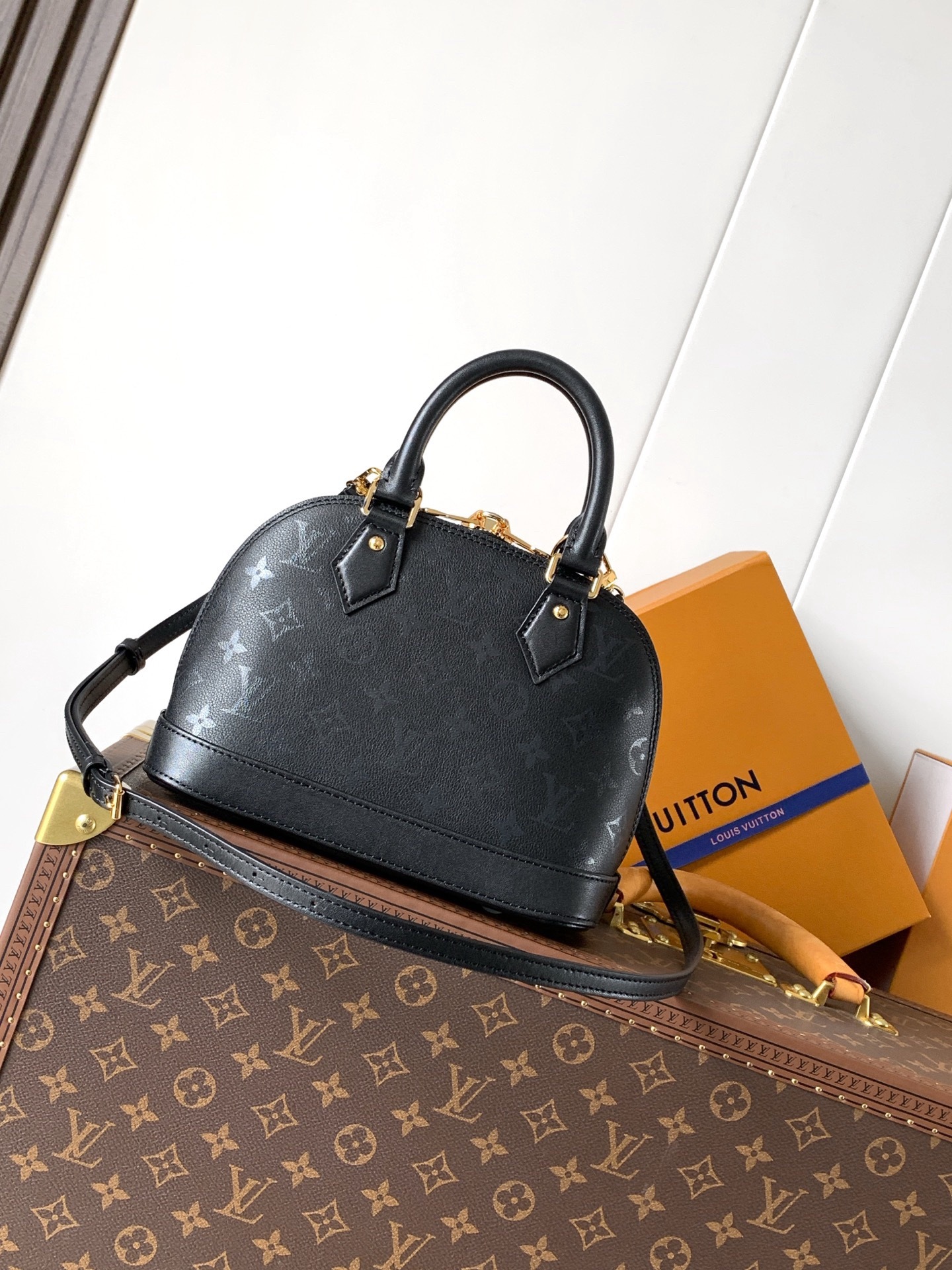 lv