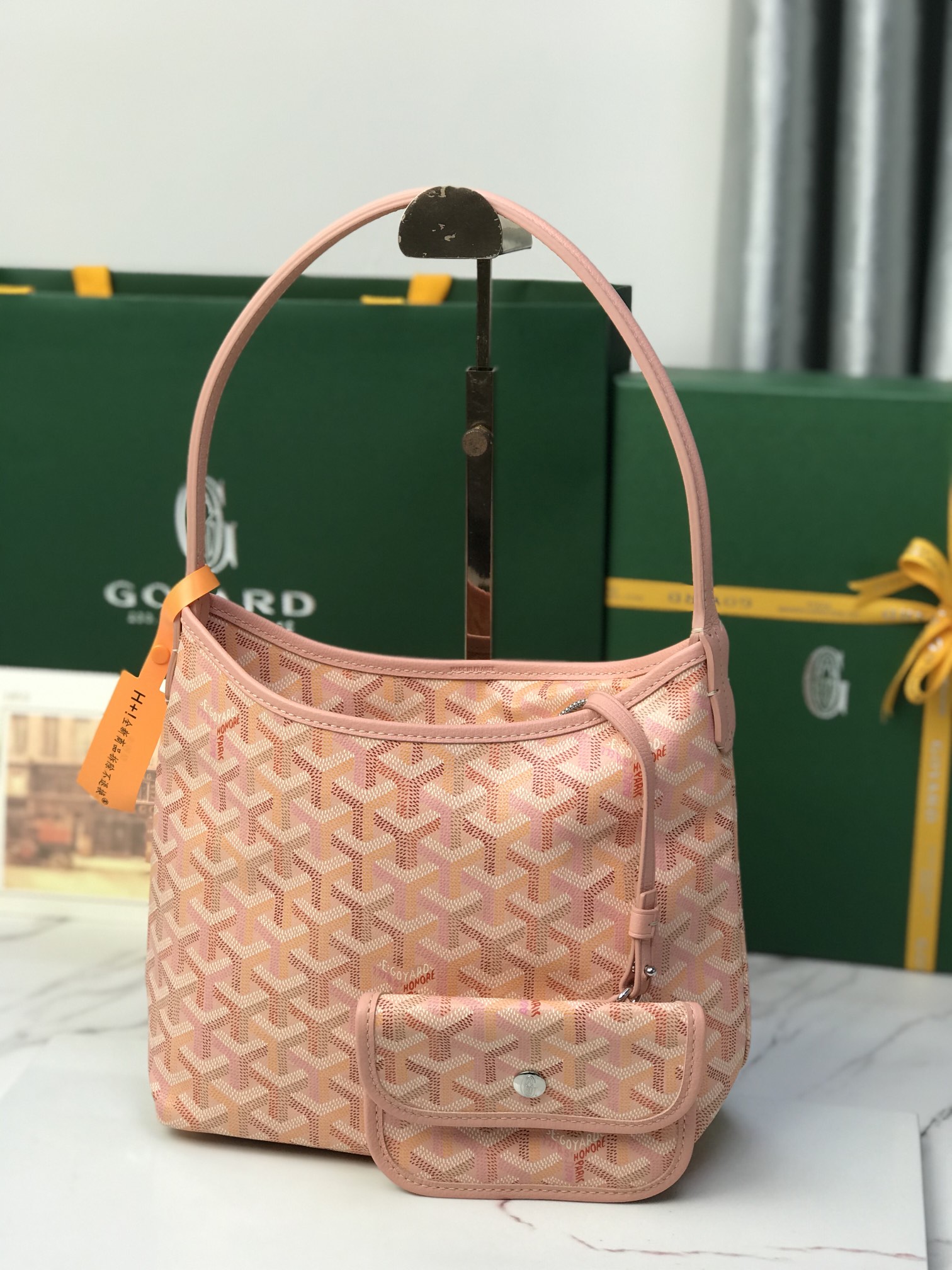    Goyard
