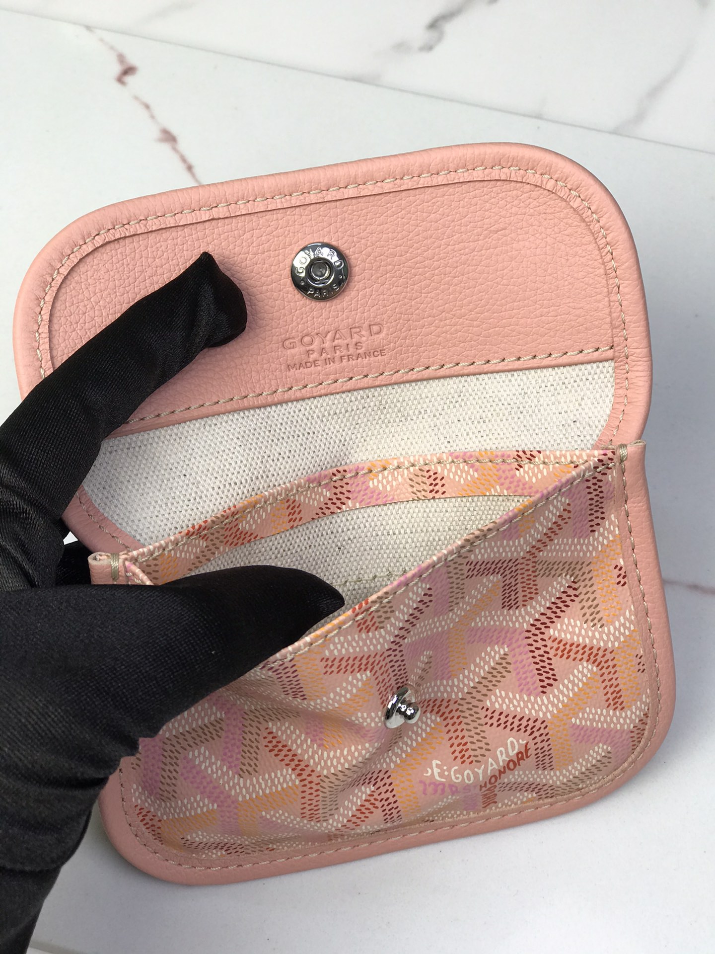    Goyard
