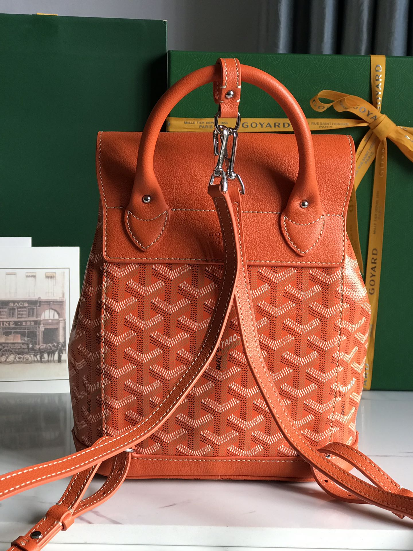    Goyard
