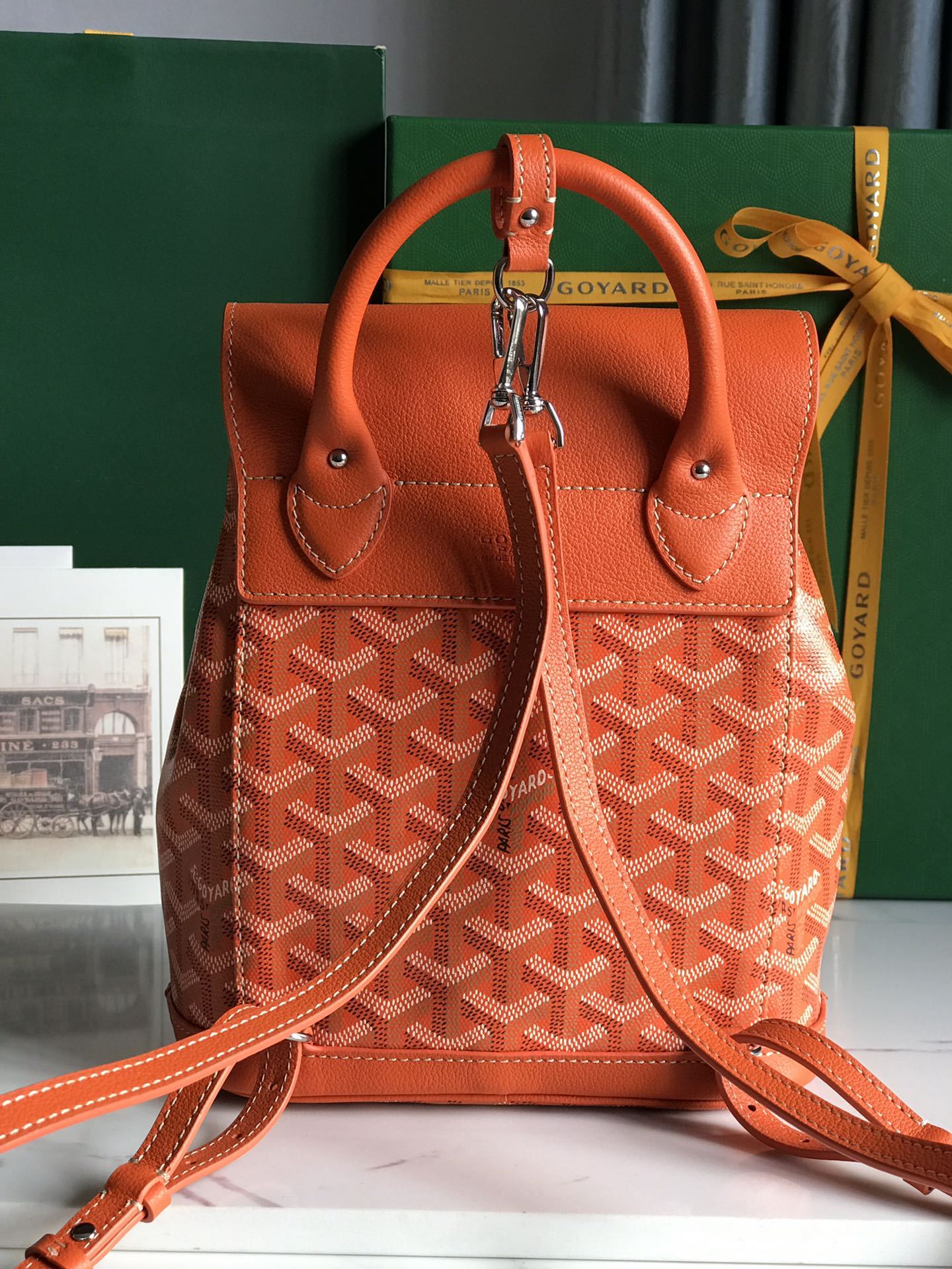    Goyard