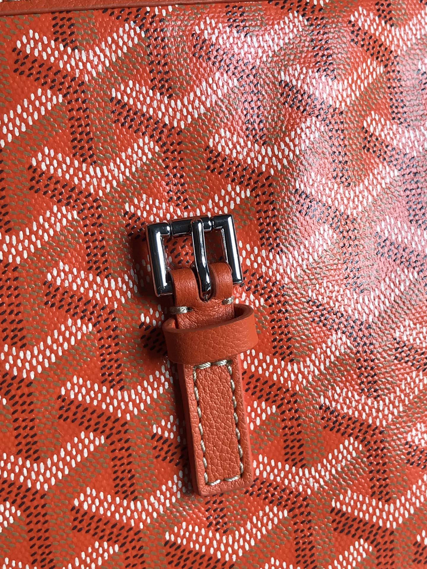    Goyard