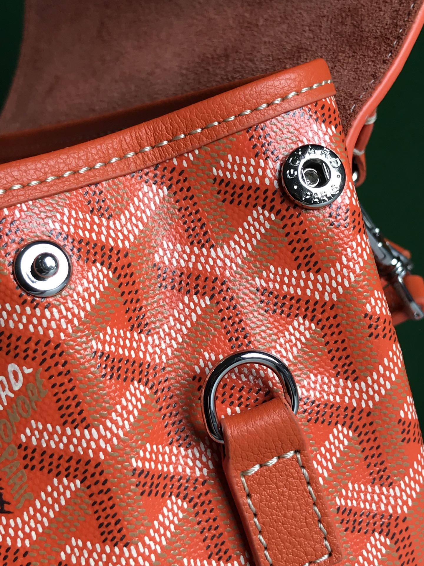    Goyard