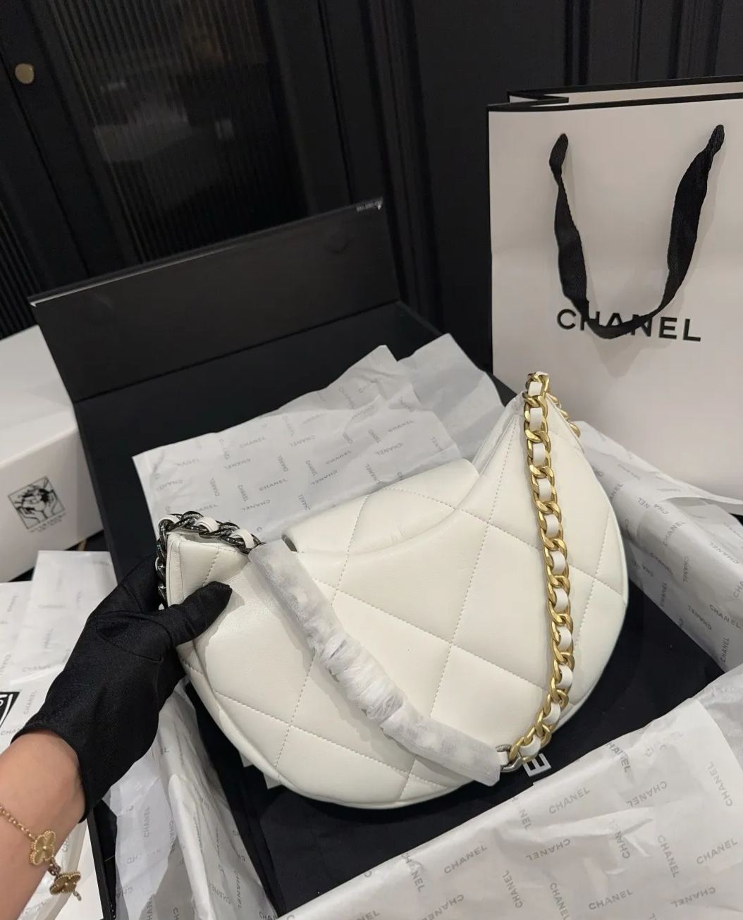 https://img-va.myshopline.com/image/store/1741935503876/-20250321181757.jpeg?w=1080&h=1439