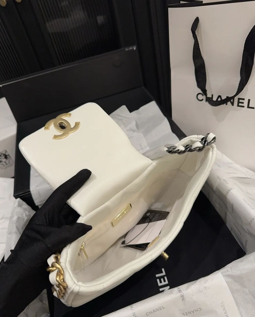 https://img-va.myshopline.com/image/store/1741935503876/-20250321181801.jpeg?w=1080&h=1439
