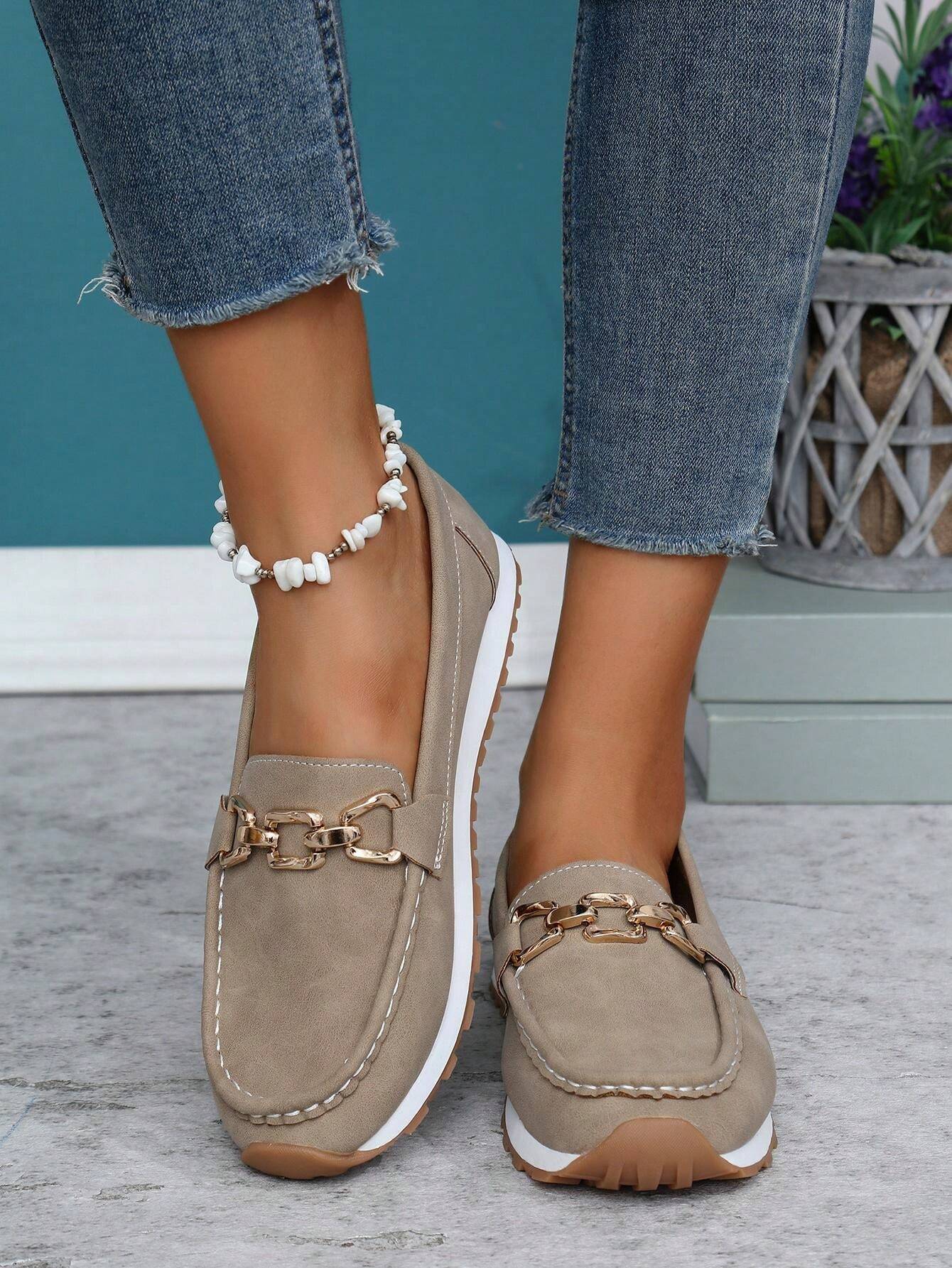 Women's Solid Color Chain Low-Top Round Toe Versatile Shoes