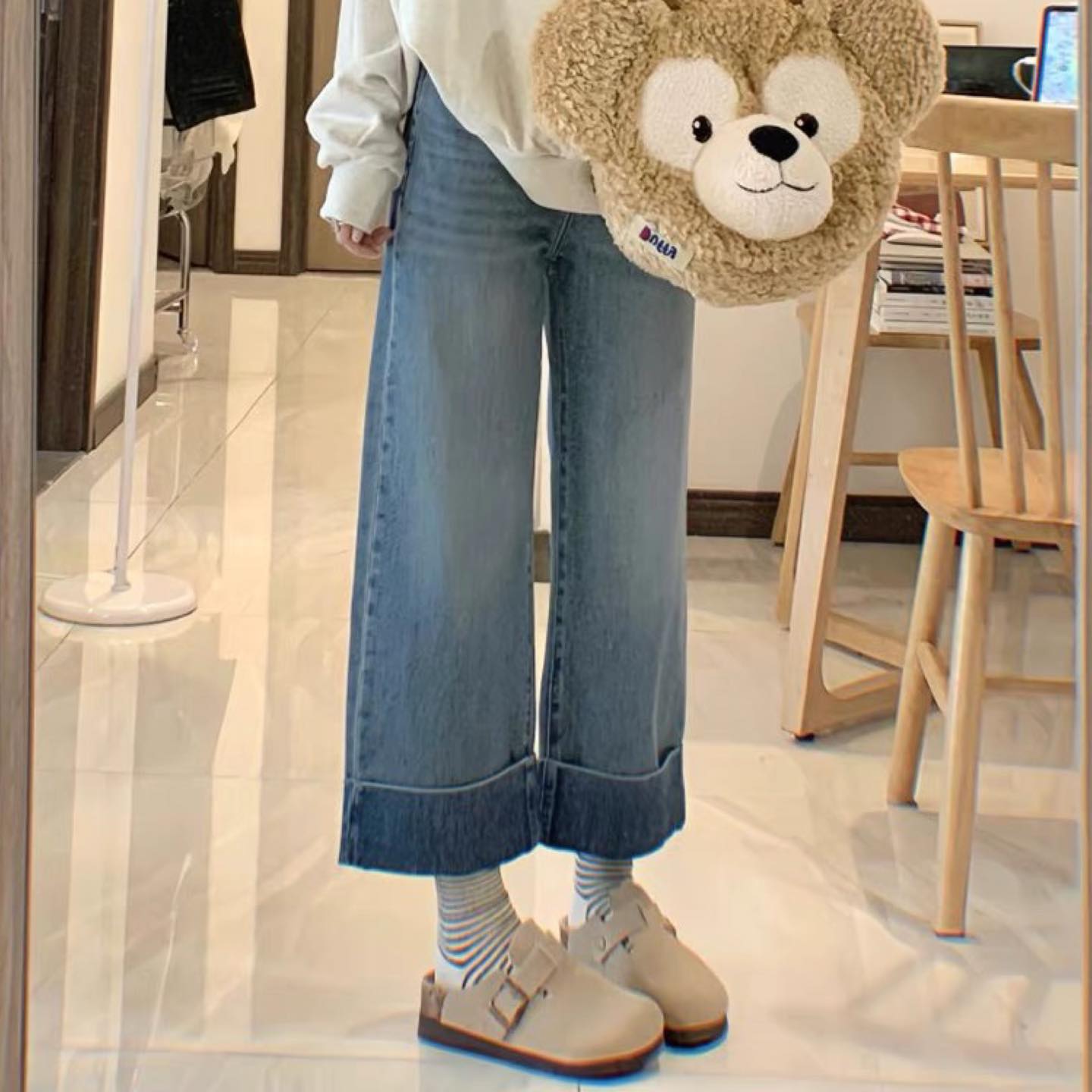 Women's Closed Round Toe Suede Cork Clogs