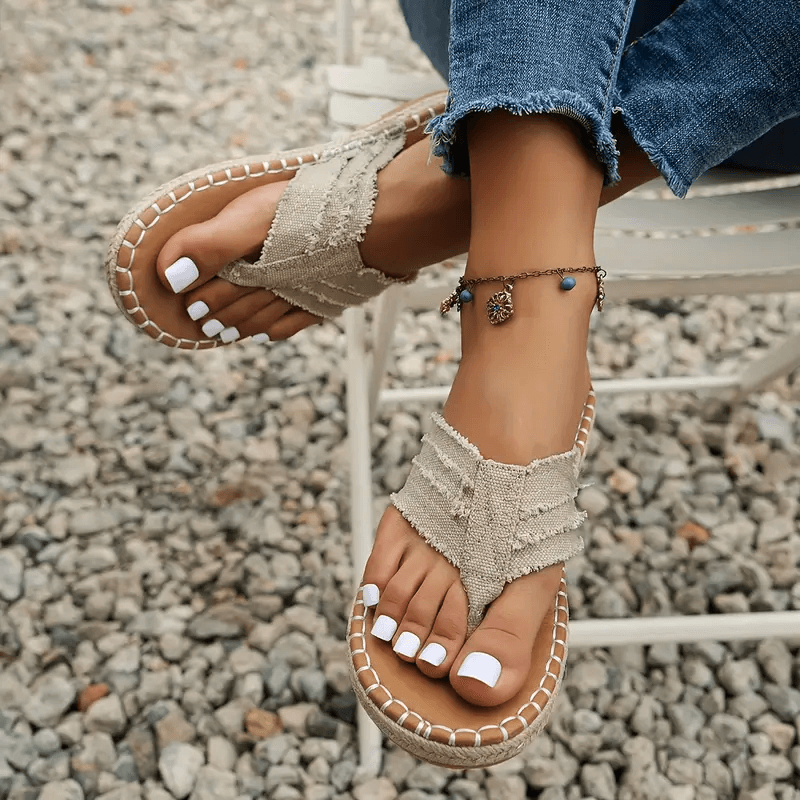 ⏰Today's Special-$13.99💥⛱️Womens Bohemian Charm Stylish Summer Flat Sandals