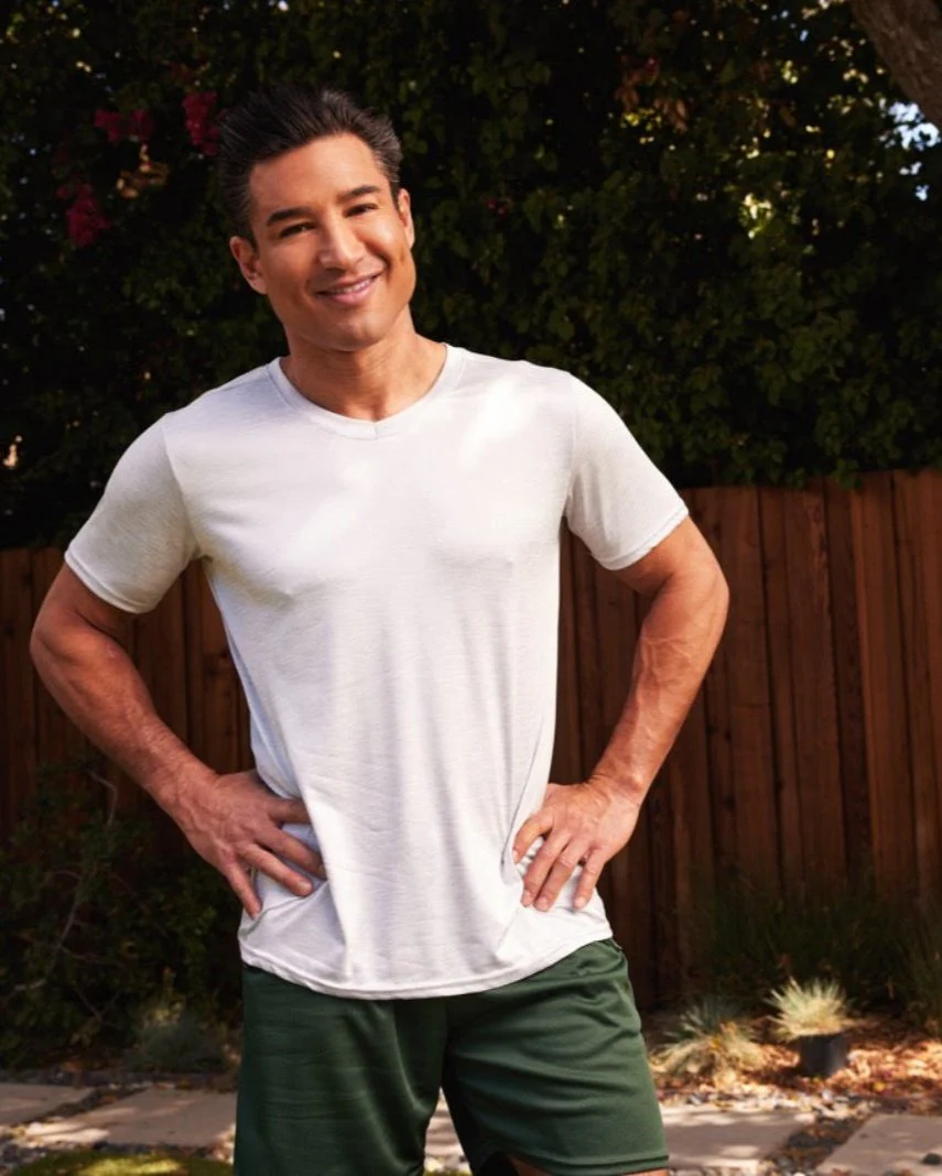 🚨𝐂𝐡𝐫𝐢𝐬𝐭𝐦𝐚𝐬 𝐢𝐧 𝐉𝐮𝐥𝐲 𝐒𝐚𝐥𝐞🔥Men’s V-Neck Dry-Fit T-Shirt