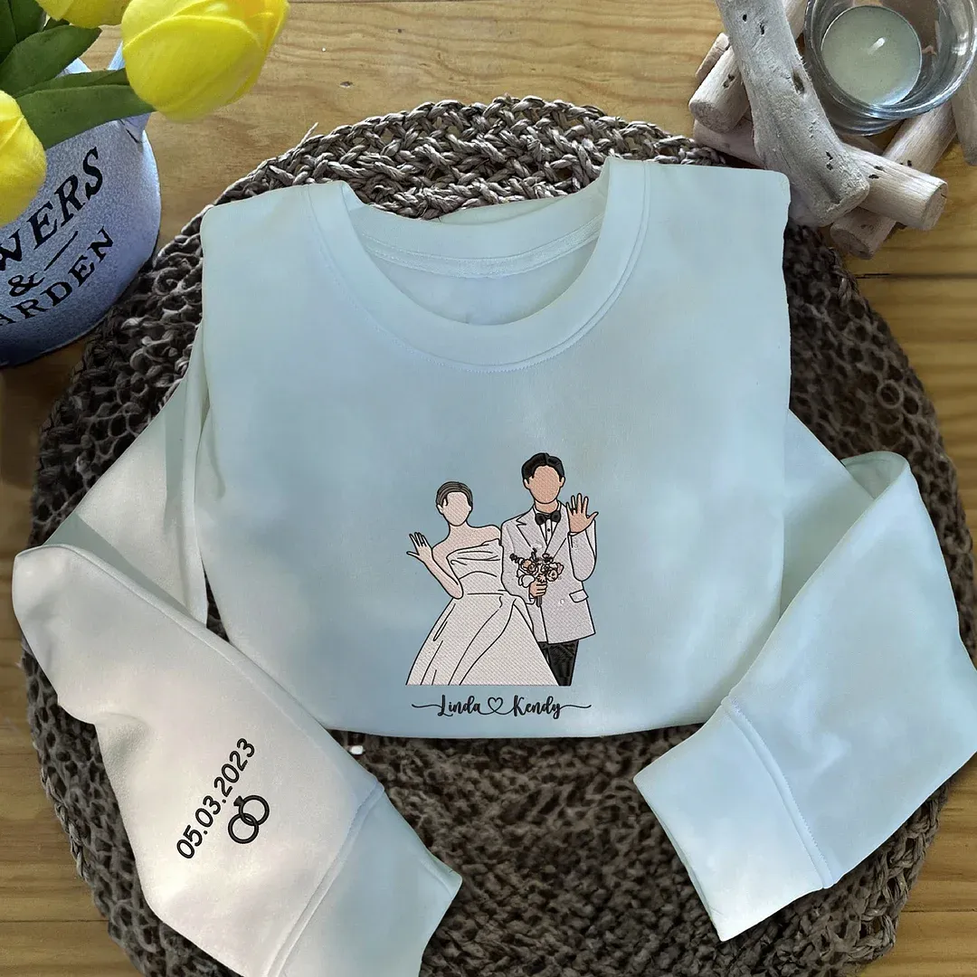 ❤️🔥Custom Full Color Embroidered Sweatshirt Portrait Couple/Dad/Mom - Family Gift