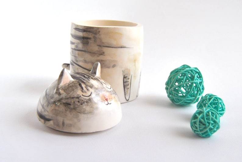 Personalized Cat Urn with Semi-spherical cover, with Name or without Name. Special Memory. Multipurpose Box.-ilovevango