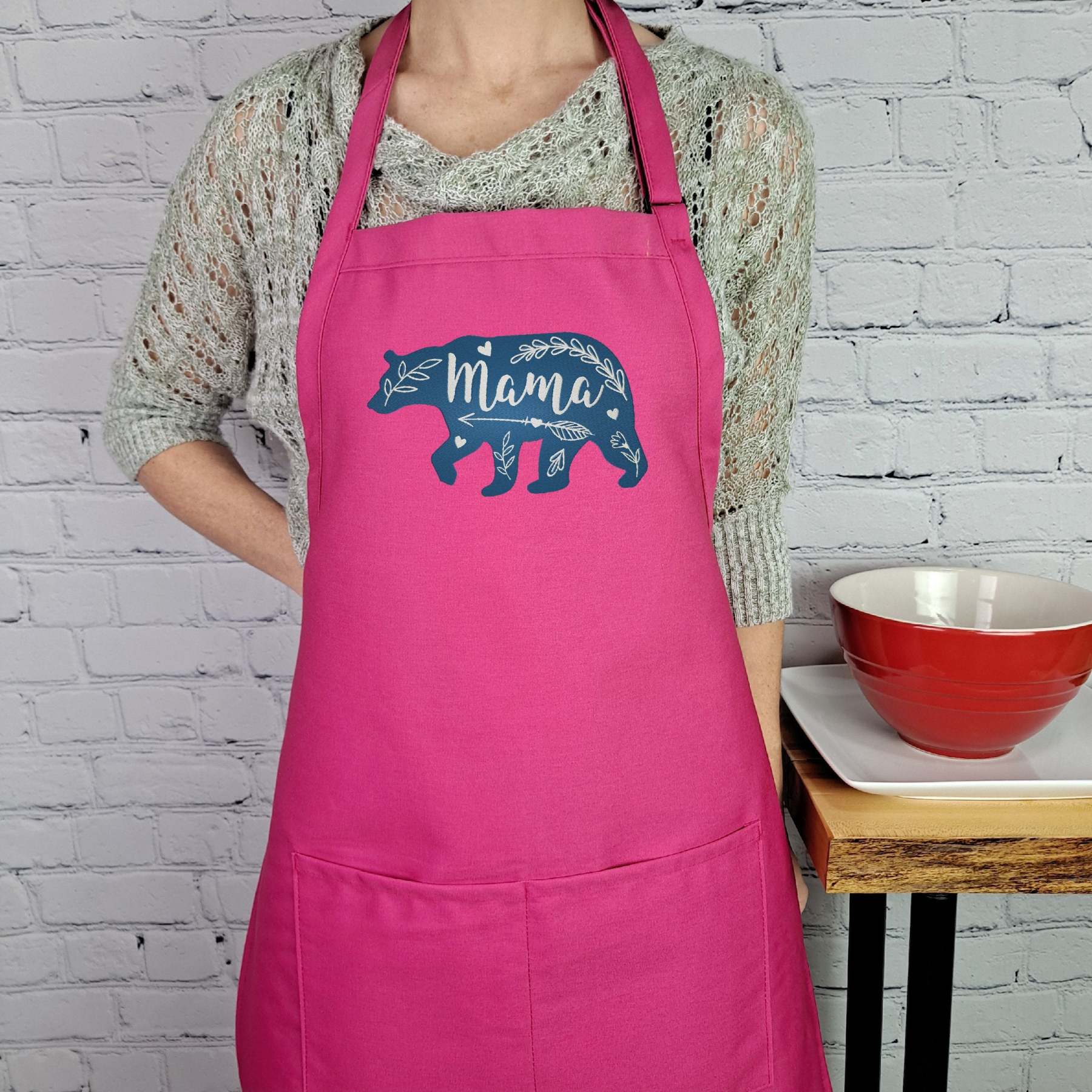 Mama Bear Apron Embroidered Custom Color Mom Kitchen Apron With Pockets And Adjustable Neck Durable Material Perfect Mothers Day Gift-ilovevango