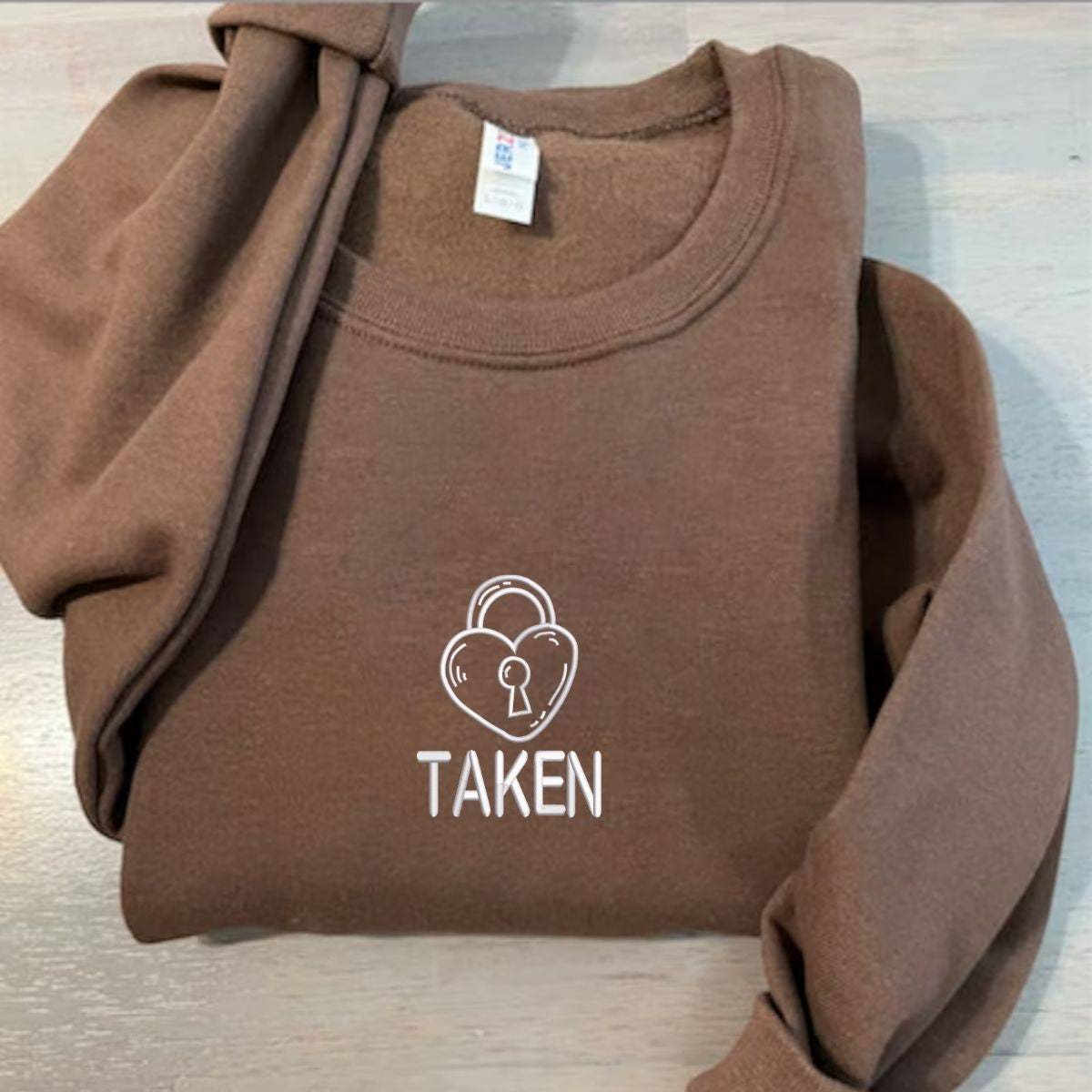 Embroidered Custom Valentines Day Couple, Heart Couple Sweatshirt-ilovevango