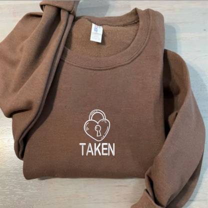 Embroidered Custom Valentines Day Couple, Heart Couple Sweatshirt-ilovevango