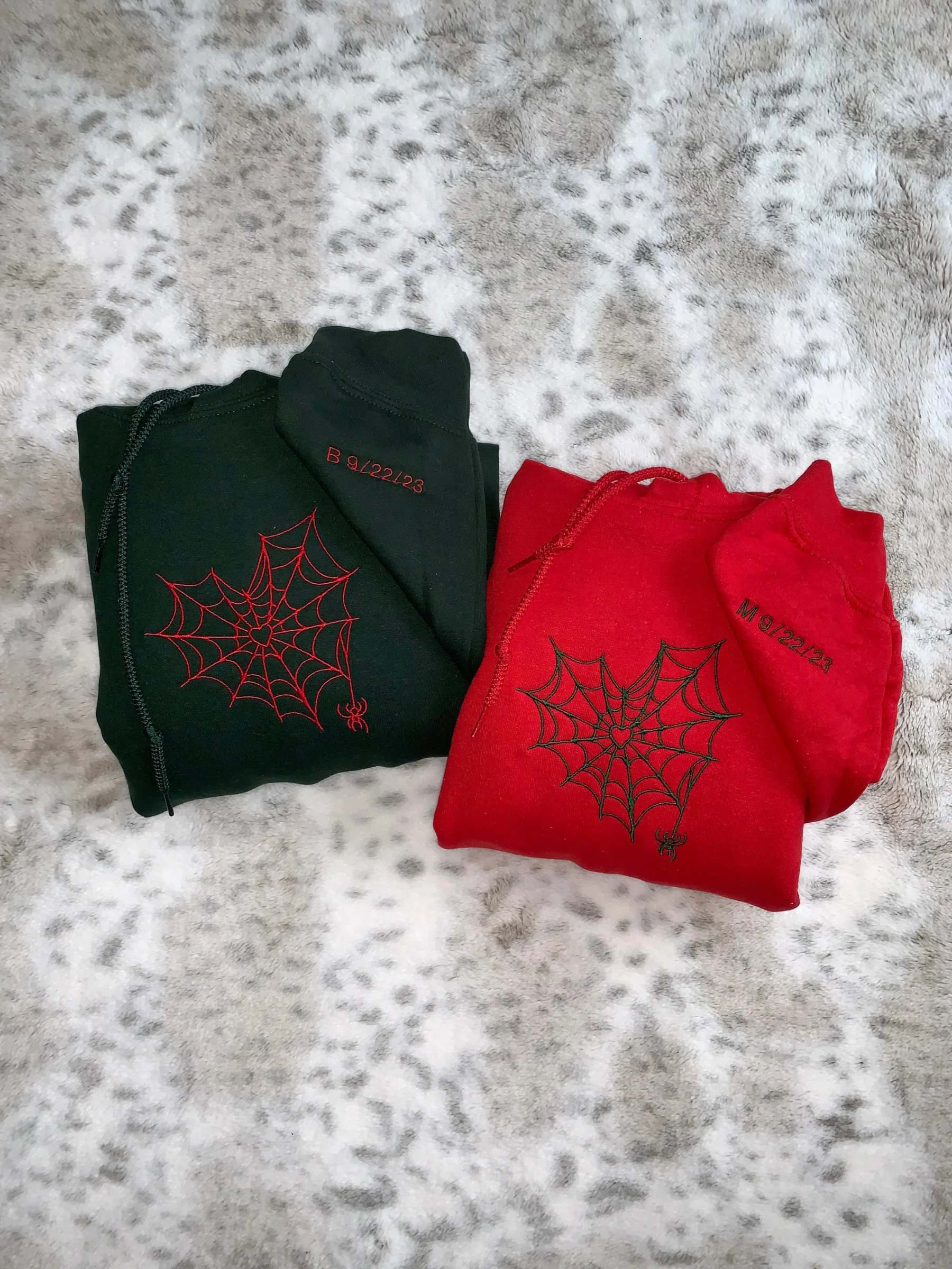 Customizable Matching Spider Web Heart For Besties And Couples-ilovevango