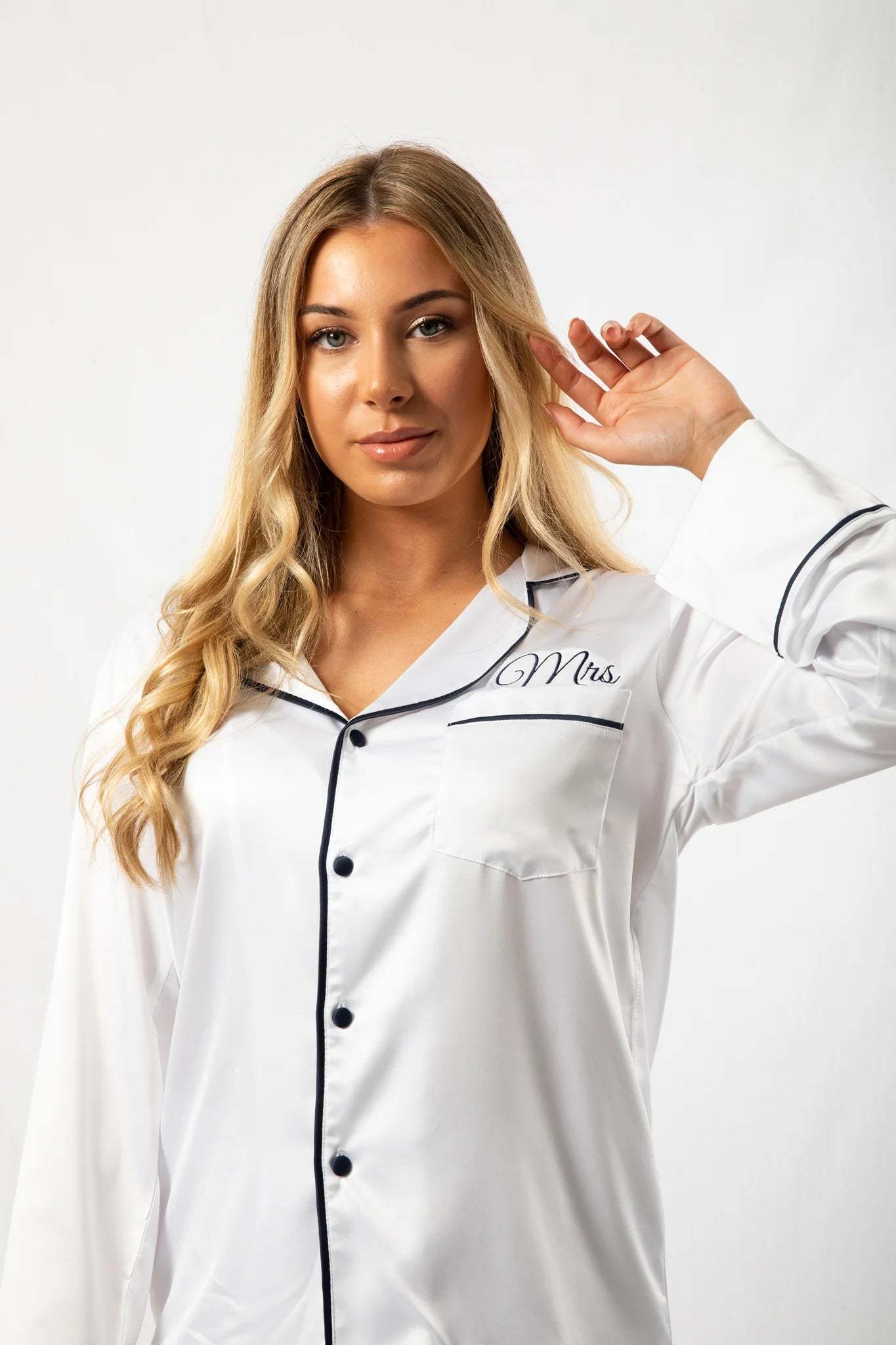 Custom Embroidered Pajamas -White/Navy Long-Sleeve with Shorts Set-ilovevango