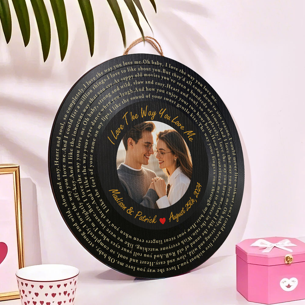 Personalized Vinyl Record Song Lyrics and Photo Round Wood Sign Gift for Lover-Blongser