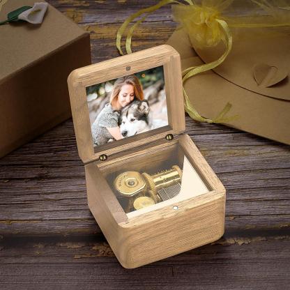 Personalized Wooden Vintage Photo Music Box-Blongser
