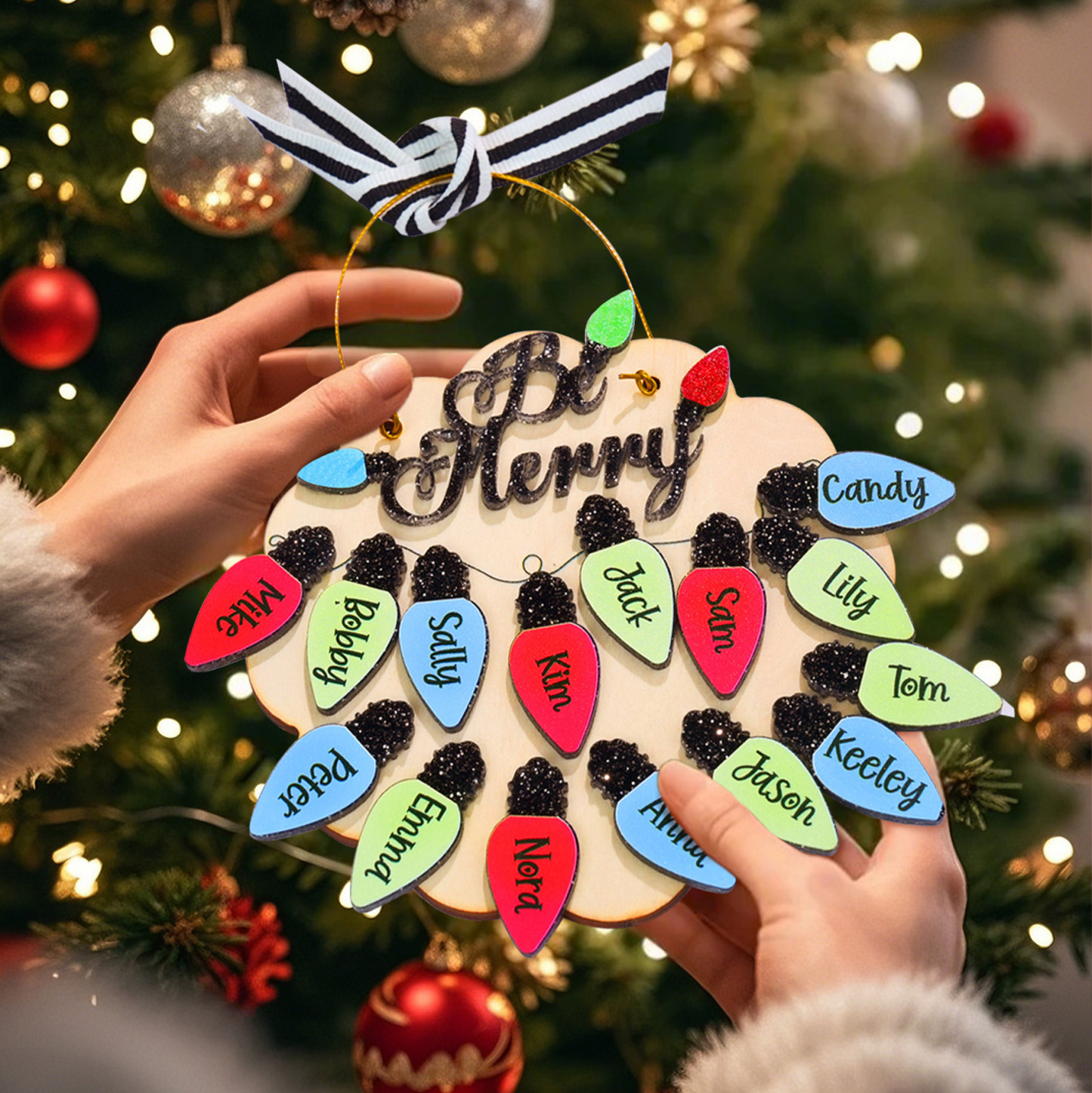 Personalized Family Christmas Ornament with Name Light Bulb Ornament Christmas Gift for Family-Blongser