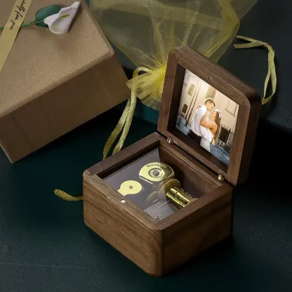Personalized Wooden Vintage Photo Music Box-Blongser