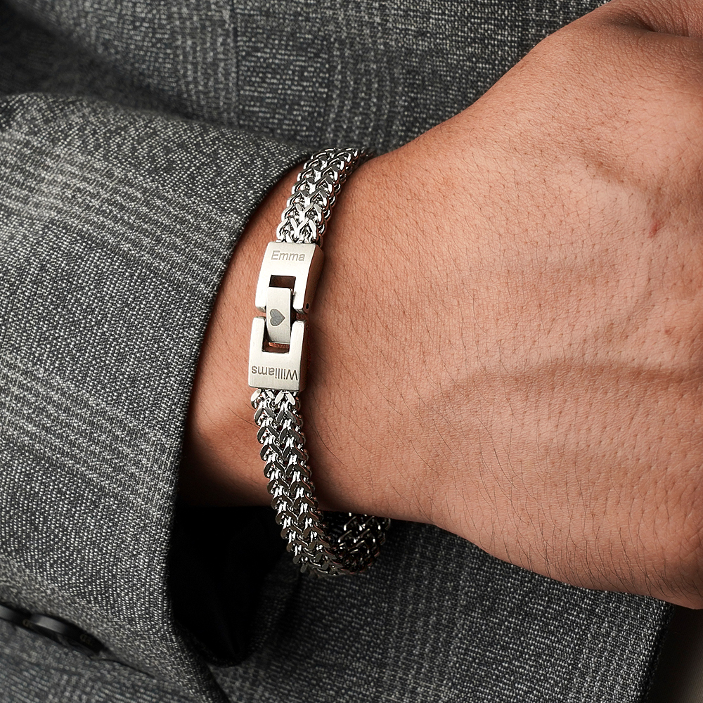 Personalized Men's Stainless Steel Interlocking Bracelet with Engraved Names Bracelet Gift for Him-Blongser
