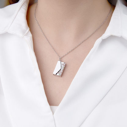 Personalized Envelope Necklace with Custom Text - Customizable Necklace for Gifts and Special Occasions-Blongser