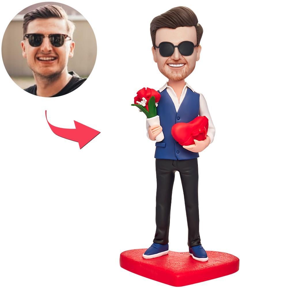 Man Holding a Bouquet of Roses and a Heart Custom Bobbleheads With Engraved Text-Blongser