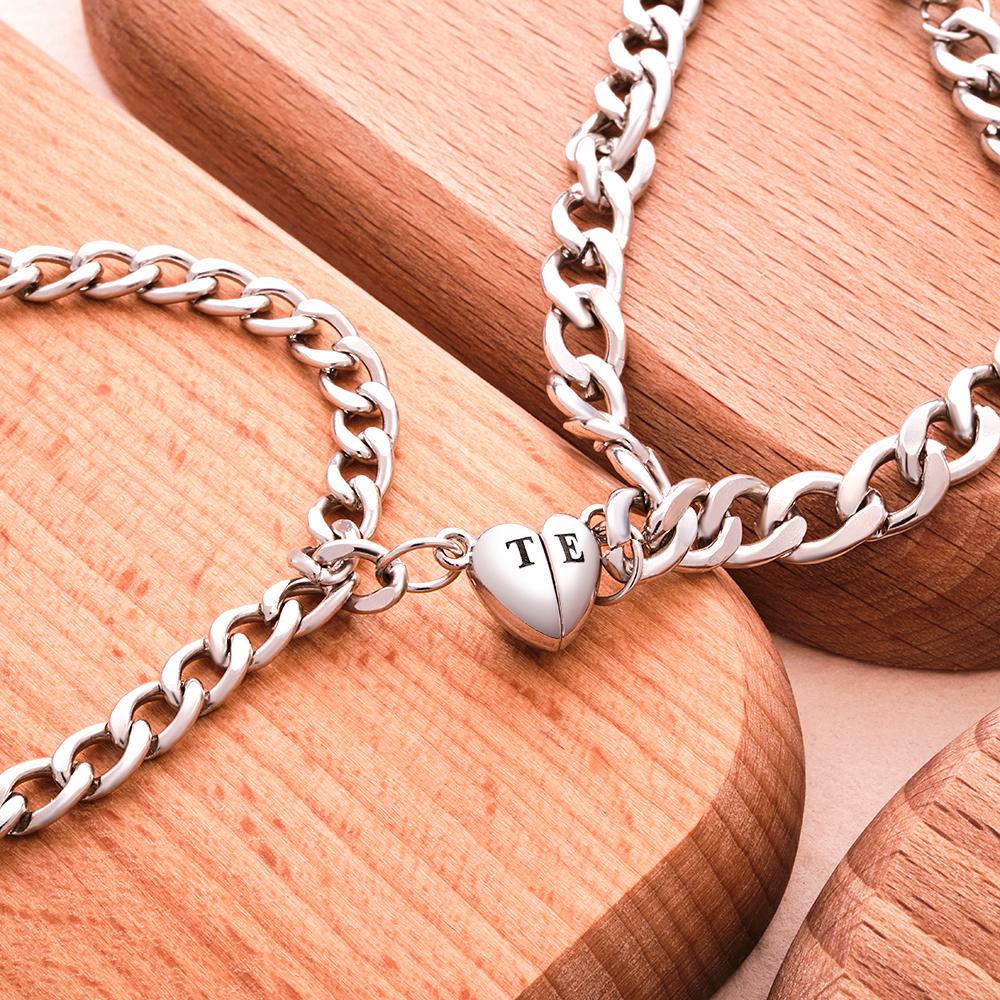 Custom Engraved Magnetic Bracelet Set Heart Shaped Matching Bracelet For Couples-Blongser