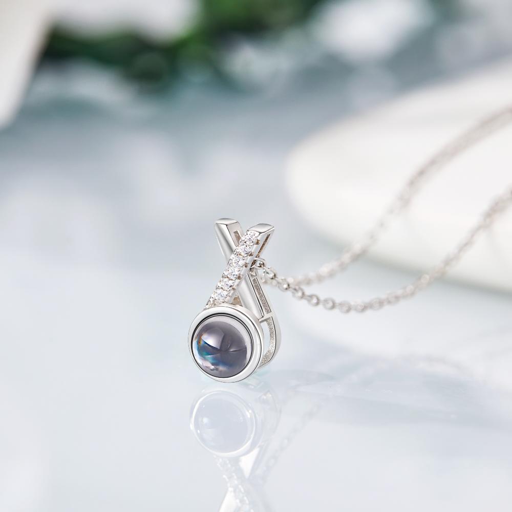 Custom Photo Projection Necklace Memorial Photo Necklace Unique Gift for Her-Blongser