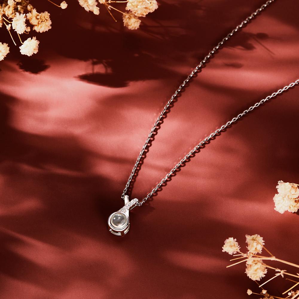 Custom Photo Projection Necklace Memorial Photo Necklace Unique Gift for Her-Blongser
