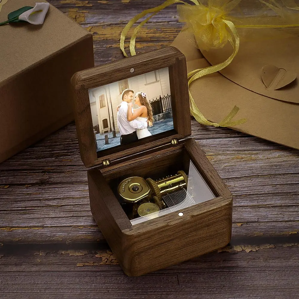 Personalized Wooden Vintage Photo Music Box-Blongser