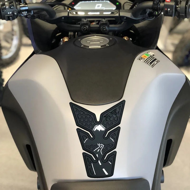 Motorcycle Tank Pad Protector Kit Anti-Slip Side Knee Grip Traction Fuel Tank Stickers Fit For YAMAHA TRACER 700 GT 2020 2021 Decorative Sticker-Tankcanvas